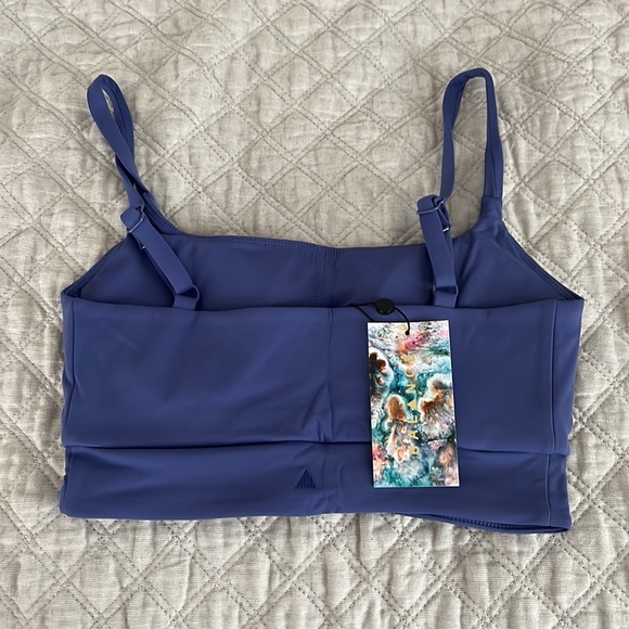 Balance athletica ignite sports bra - Picture 2 of 3